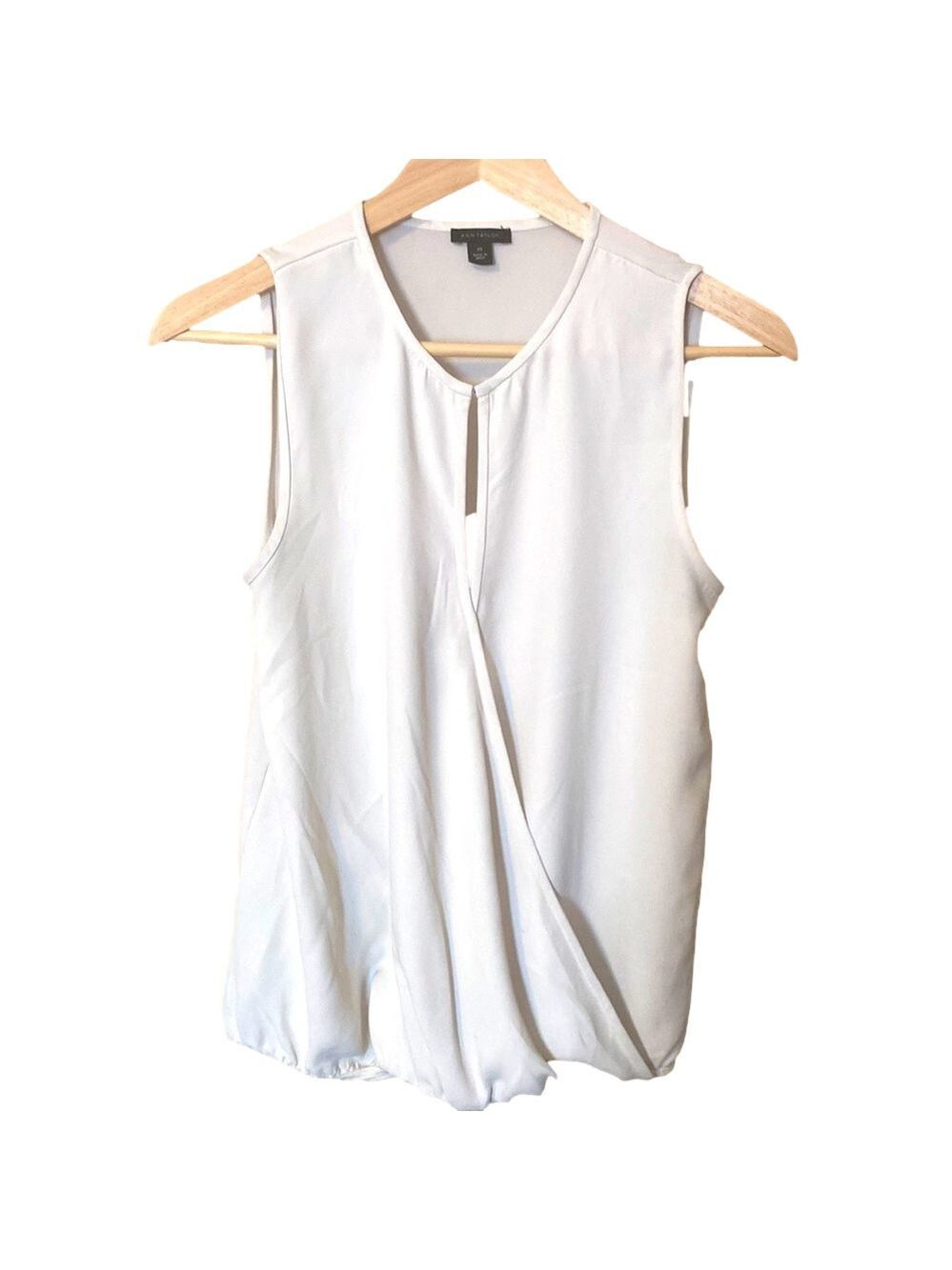 107.Anne Taylor Sleeveless Wrap look blouse
